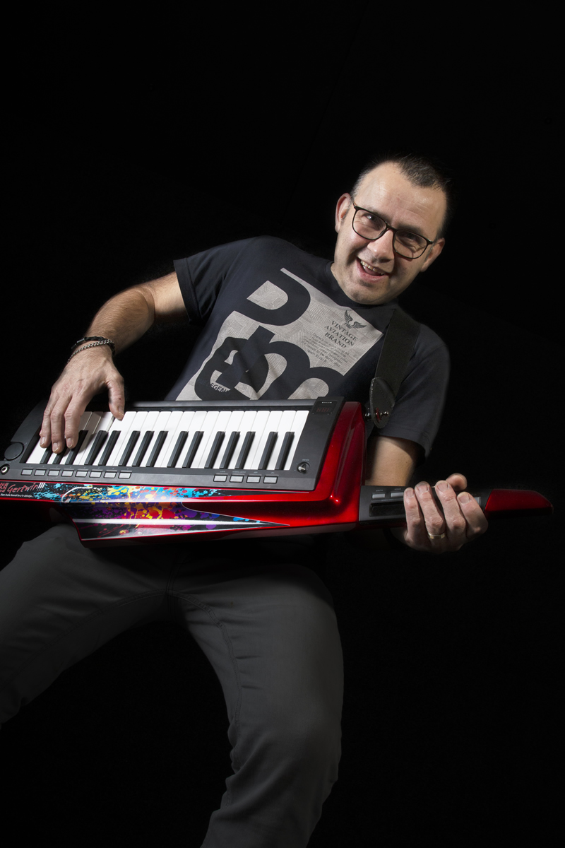 Gertwin KeytarPlayer One Man Band